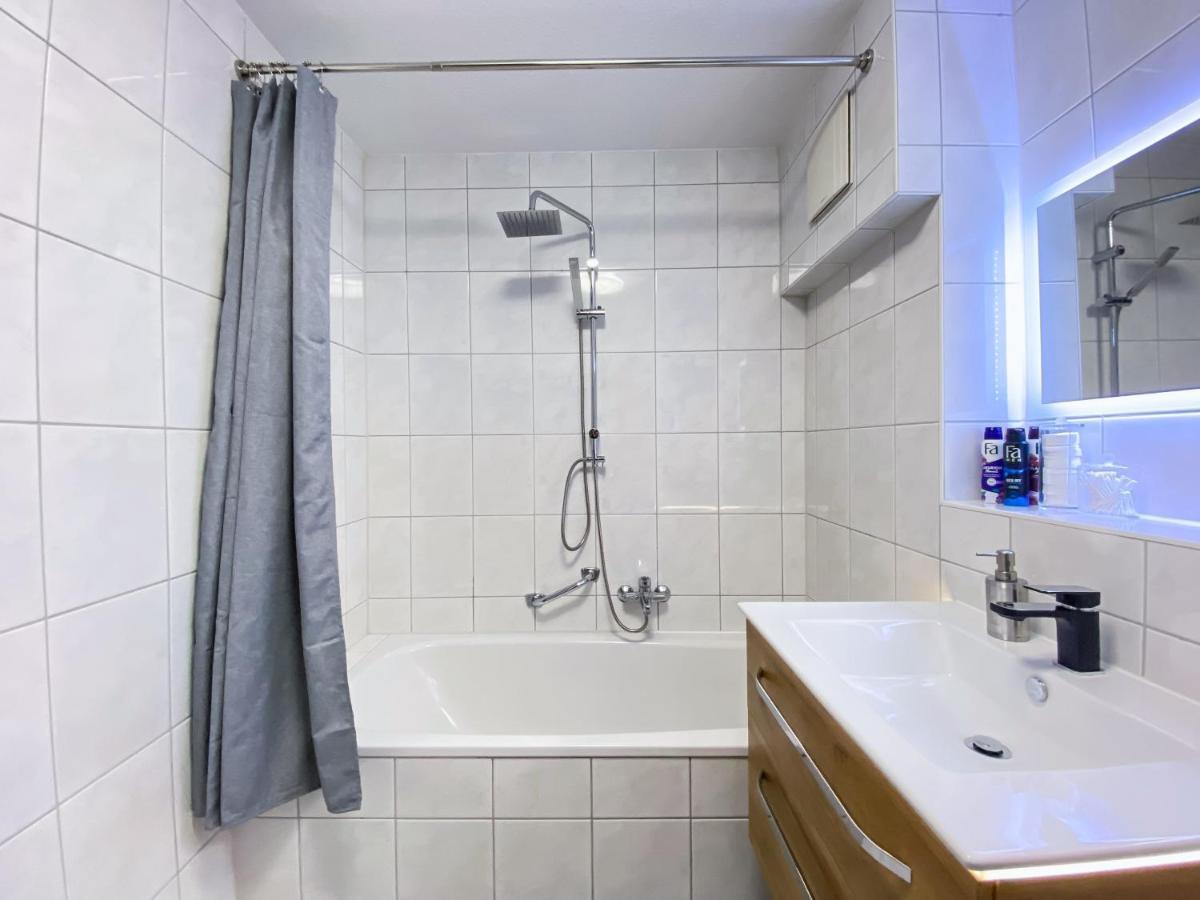 Wohlfuehl-Apartment Mit Kostenfreier Tiefgarage, Wifi & Terrasse Λειψία Εξωτερικό φωτογραφία